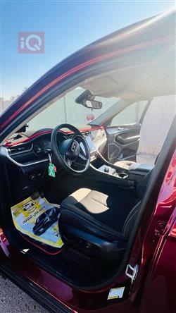 جیپ L گراند شیرۆکی